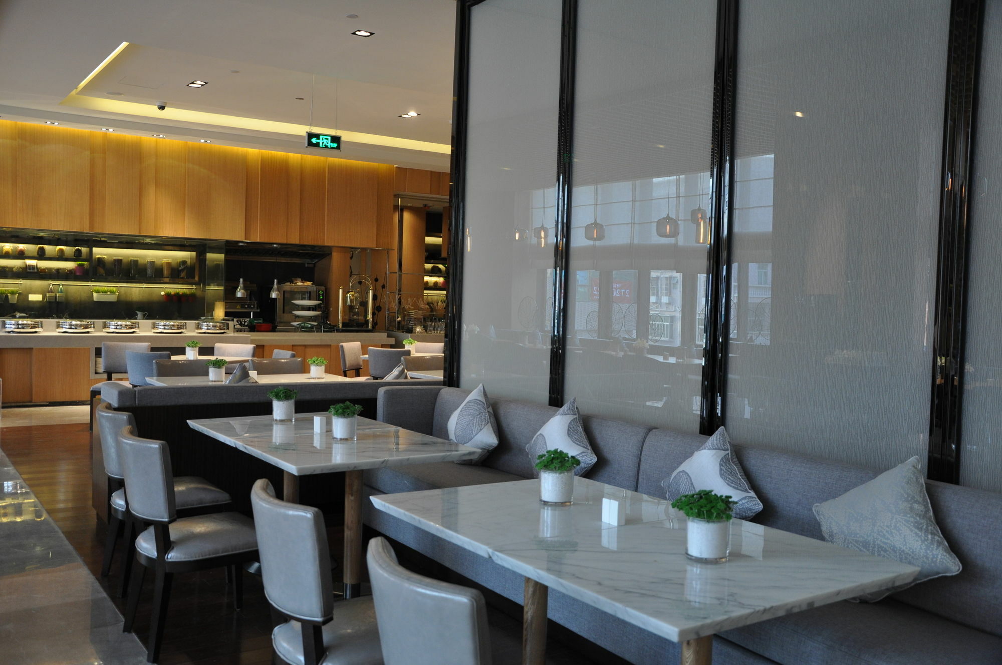 Hilton Garden Bao'an 酒店 4*