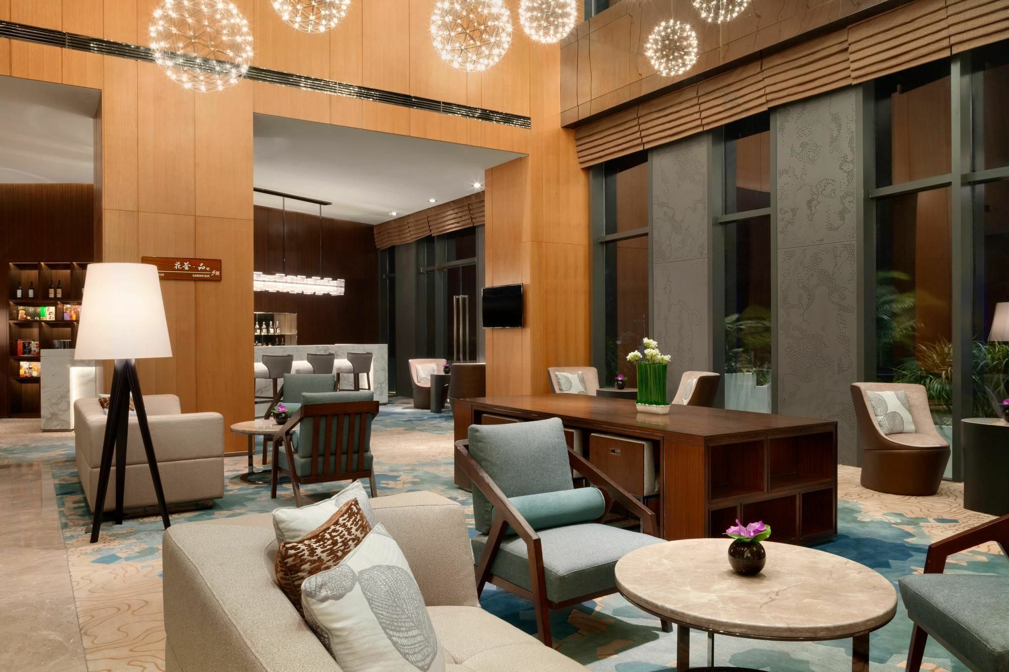 Hilton Garden Bao'an 酒店
